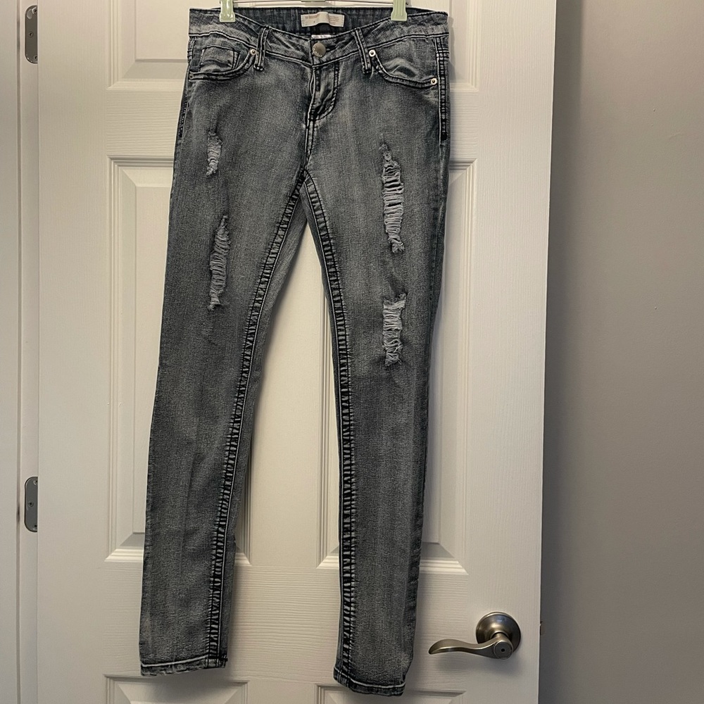 No Boundaries light blue ripped jeans